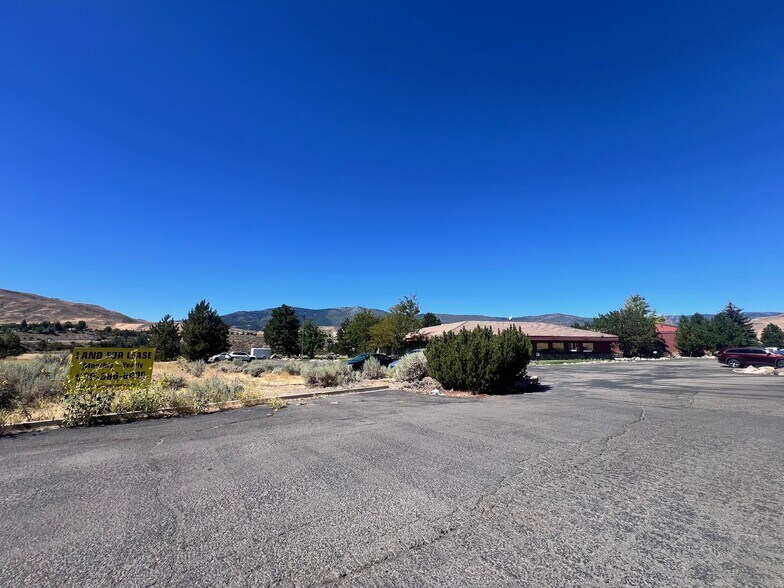 2735 US Highway 40 W, Verdi, NV à louer - Photo du bâtiment - Image 2 de 8