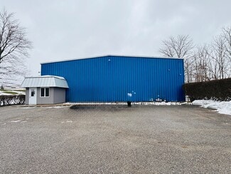 Plus de détails pour 100 E Industrial Dr, Cromwell, IN - Industriel à louer