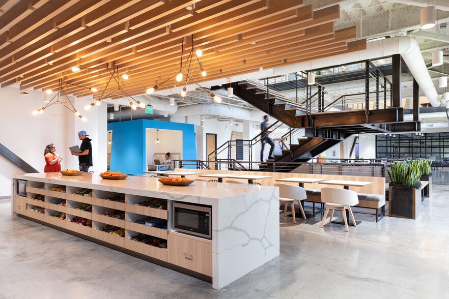 4100 N Chapel Ridge Rd, Lehi, UT for sale - Building Photo - Image 3 of 9