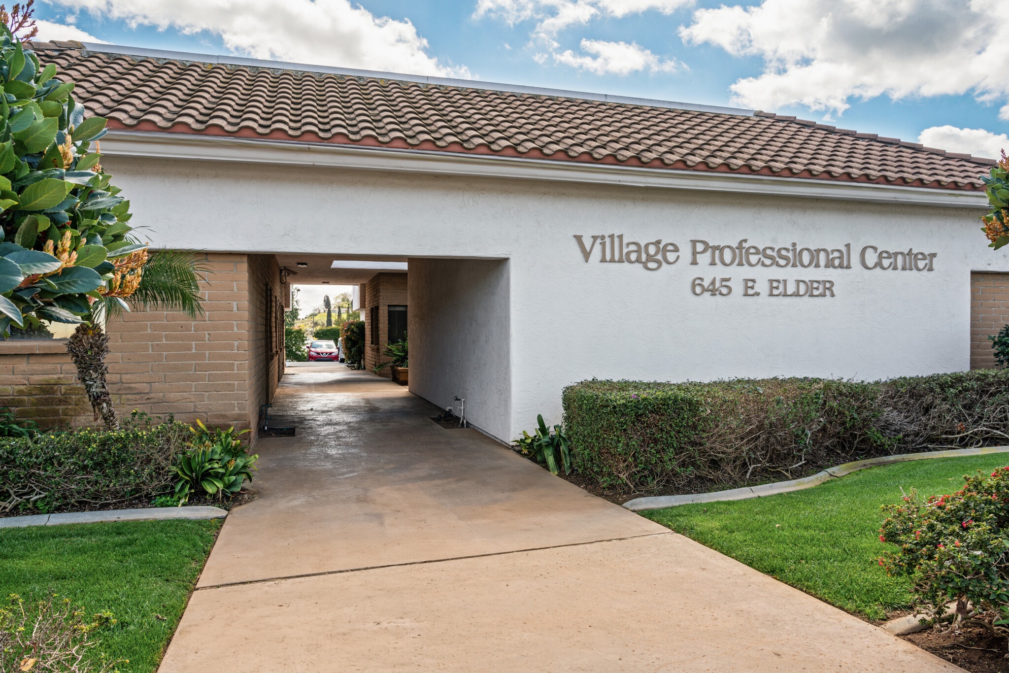 645 E Elder St, Fallbrook, CA for lease Primary Photo- Image 1 of 30