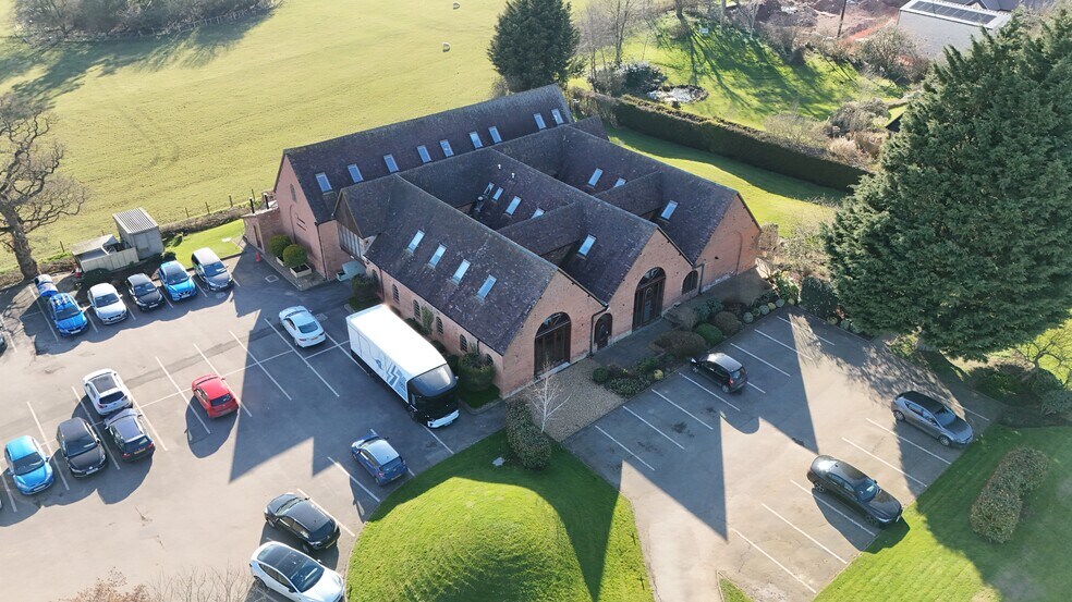 Banbury Rd, Lighthorne à louer - Photo du bâtiment - Image 1 de 25