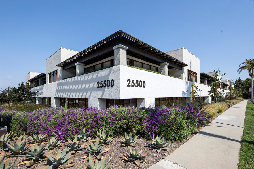 25500 Hawthorne Blvd, Torrance, CA for lease - Building Photo - Image 1 of 8