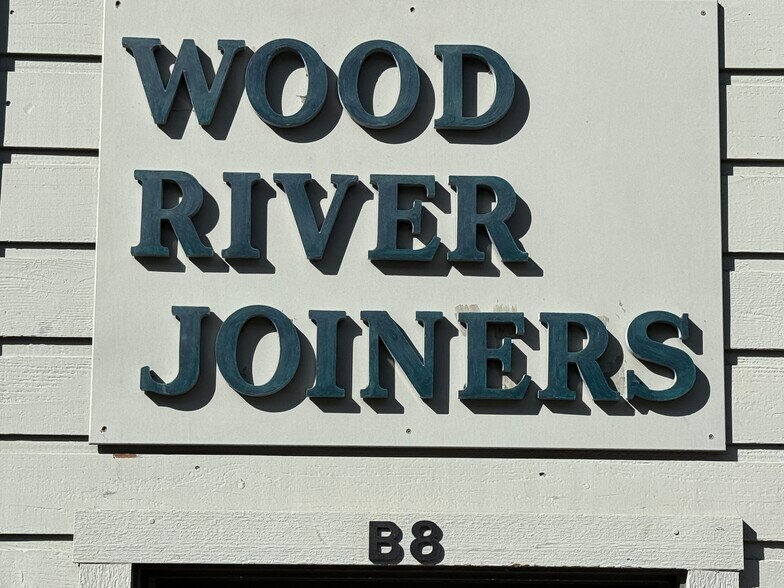 471 E 10th St, Ketchum, ID à vendre - Photo du bâtiment - Image 1 de 23