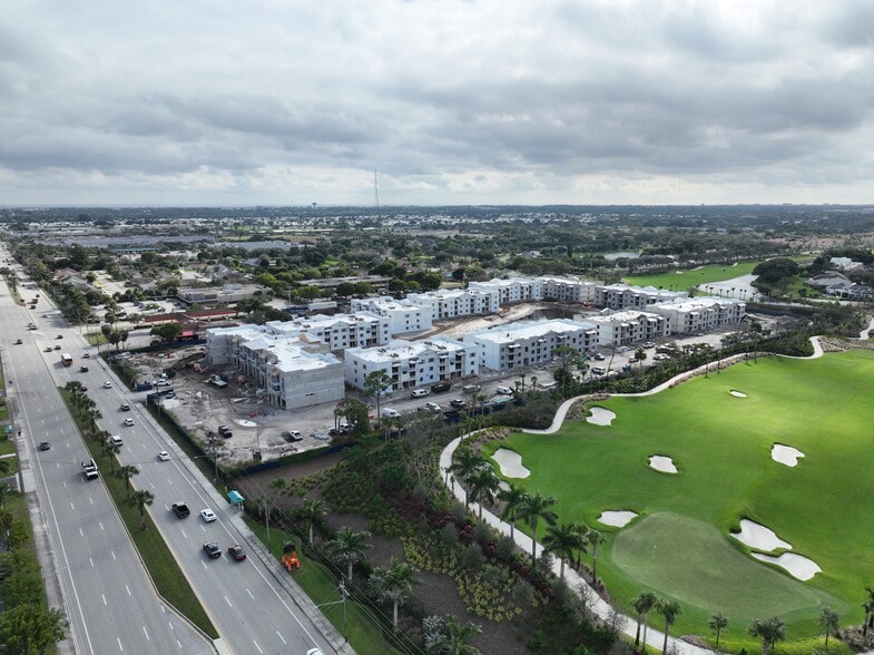 Knuth& Boynton Beach Blvd, Boynton Beach, FL à louer - Aérien - Image 3 de 6