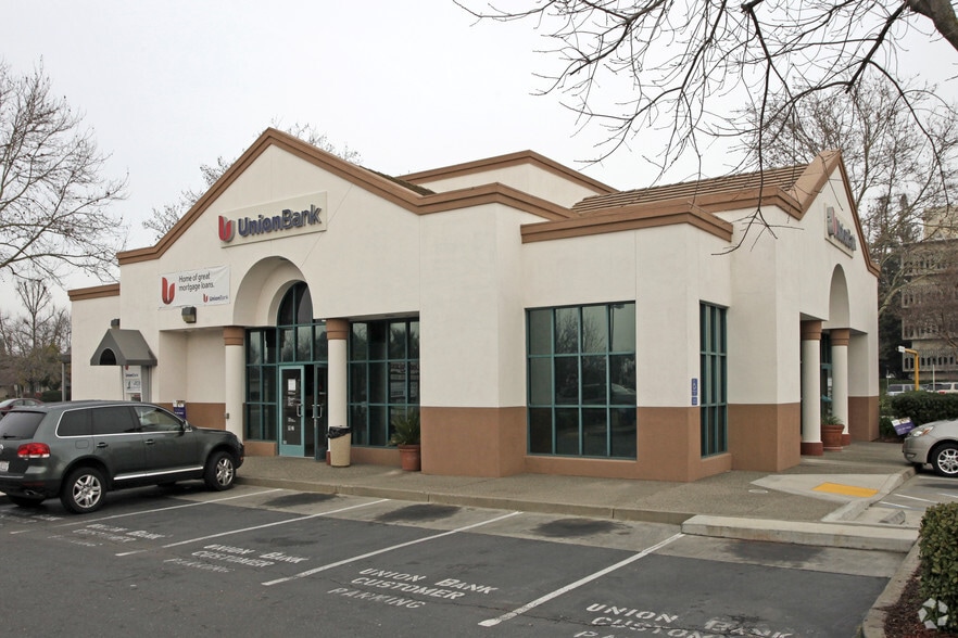 2650 Watt Ave, Sacramento, CA for sale - Primary Photo - Image 1 of 4