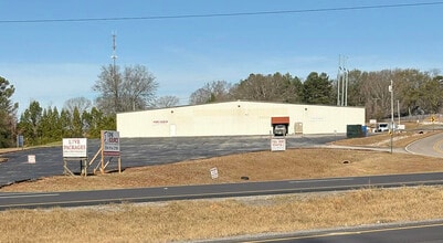 60 S Mountain Dr, Decatur, AL à vendre Photo intérieure- Image 1 de 1