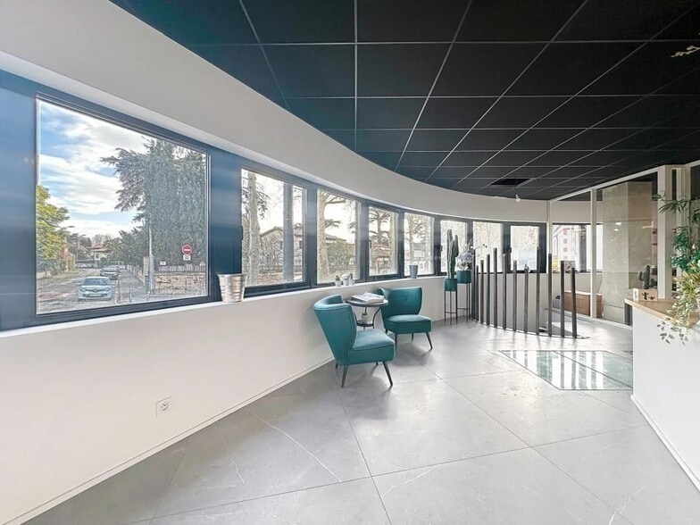 Office in Toulouse for sale - Interior Photo - Image 1 of 4
