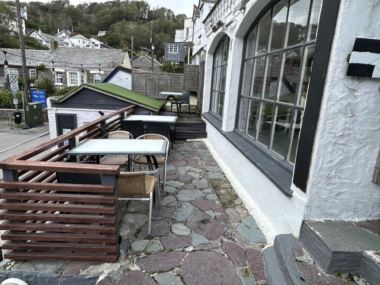 64 Fore St, Polperro for sale - Building Photo - Image 2 of 9