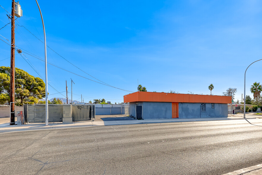 1211 S Eastern Ave, Las Vegas, NV à vendre - Photo du b timent - Image 1 de 27