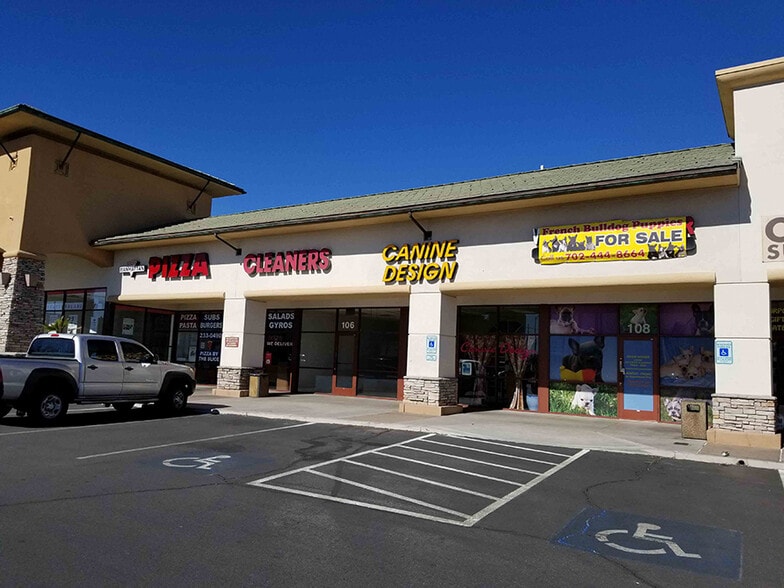 8550-8580 W Charleston Blvd, Las Vegas, NV à louer - Aérien - Image 3 de 6