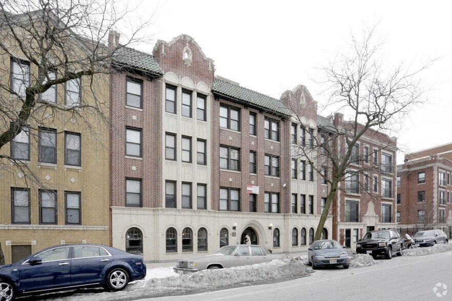 4625 S Drexel Blvd, Chicago, IL à vendre - Photo du bâtiment - Image 2 de 21