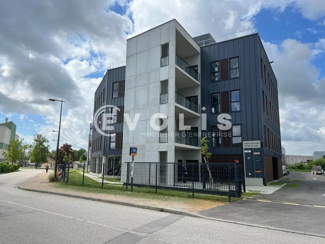 470 Rue Des Valets, Montluel à vendre Photo du bâtiment- Image 1 de 11