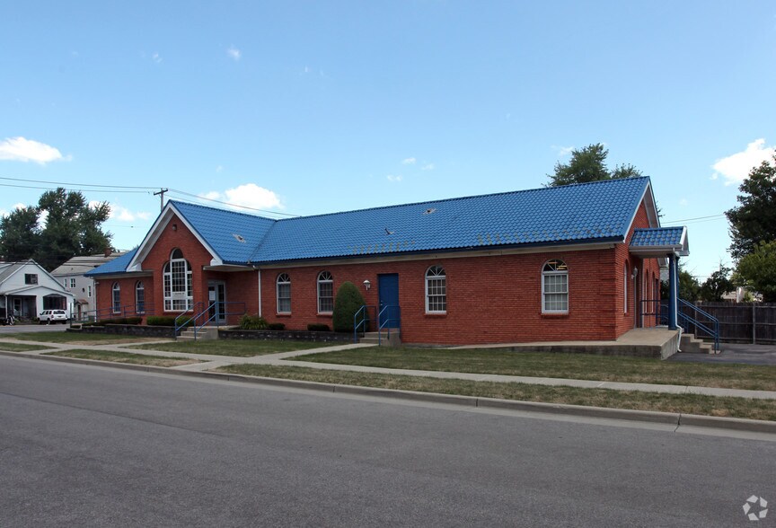 721 Center Rd, West Seneca, NY à vendre - Photo principale - Image 1 de 2