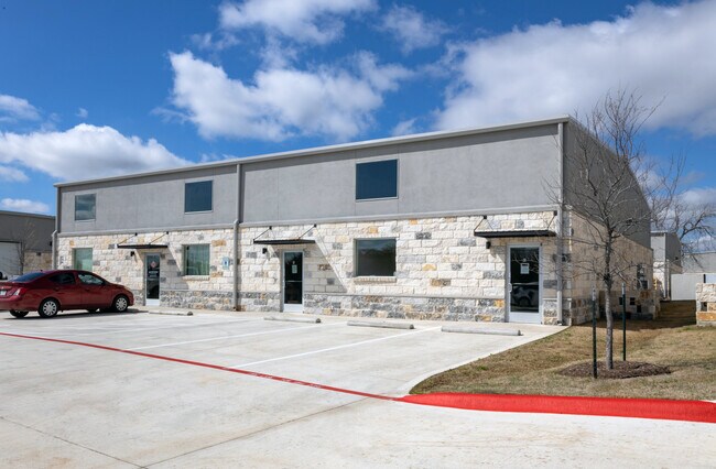 Plus de détails pour 7696 183 A, Leander, TX - Industriel à louer