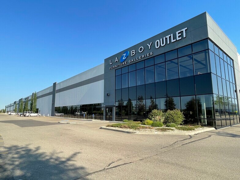 14903 137 Ave NW, Edmonton, AB for sale - Primary Photo - Image 1 of 1