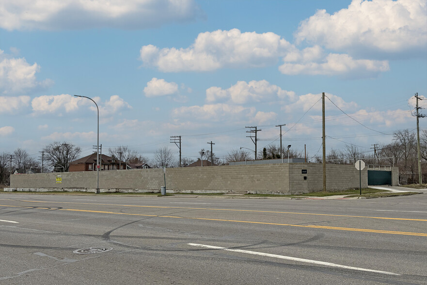 8503 Livernois Ave, Detroit, MI for sale - Building Photo - Image 1 of 1