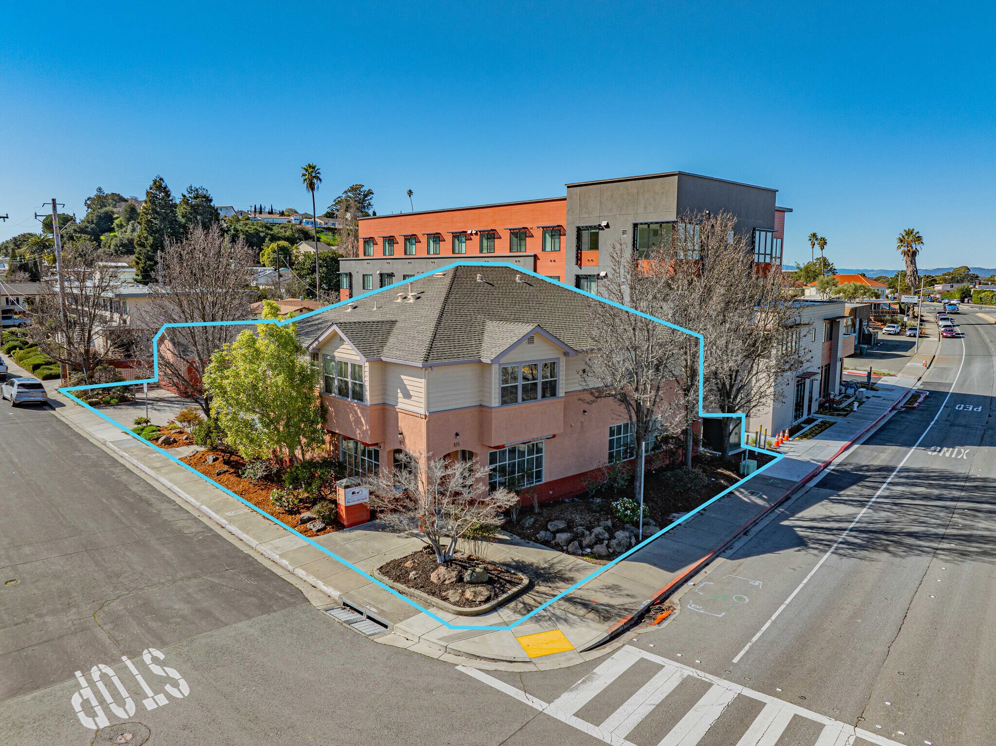 815 San Pablo Ave, Pinole, CA à vendre Photo du bâtiment- Image 1 de 30