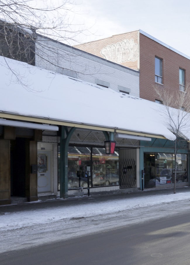 Plus de détails pour 6376-6380 Rue Saint-Hubert, Montréal, QC - Commerce de détail à vendre