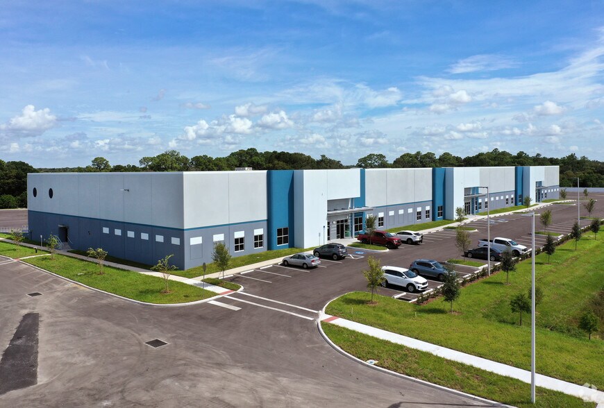 6855 US Hwy 41, Apollo Beach, FL à louer - Photo du bâtiment - Image 1 de 8