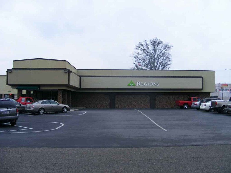 110 W Main St, Centre, AL for lease - Building Photo - Image 1 of 5