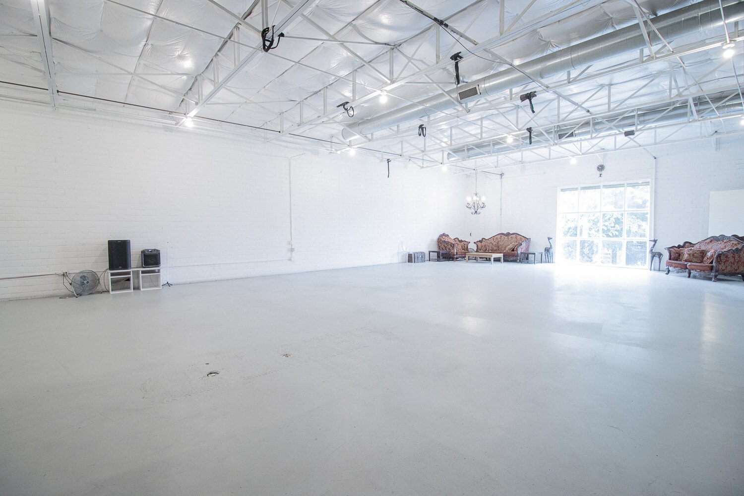 1350 Chemical St, Dallas, TX for lease Primary Photo- Image 1 of 11