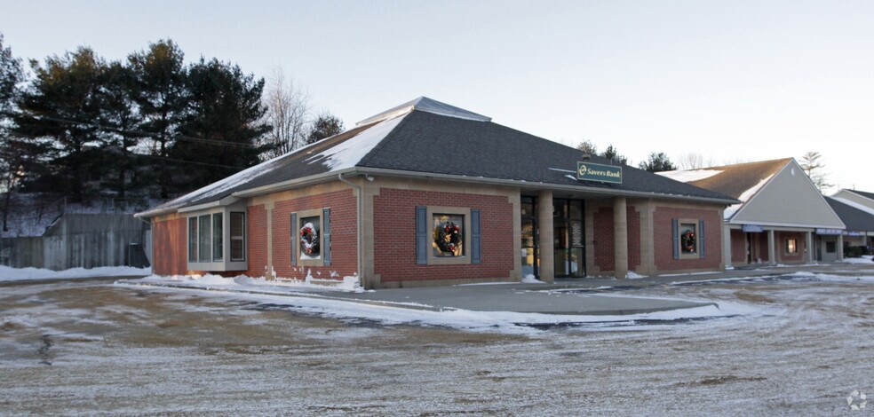 55-57 Main St, Sturbridge, MA à louer - Photo principale - Image 3 de 3