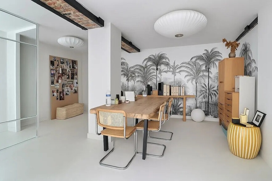 Office in Paris for sale - Interior Photo - Image 3 of 7