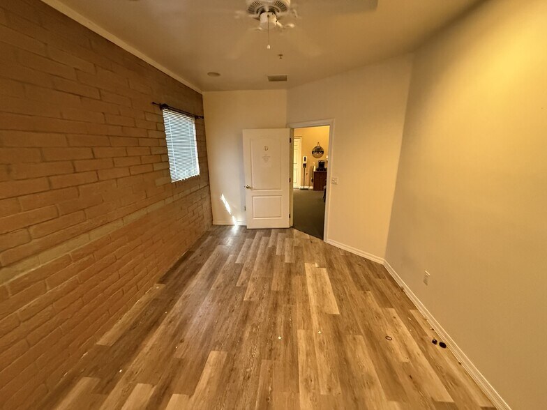 1405 N Dobson Rd, Chandler, AZ for lease - Building Photo - Image 2 of 10