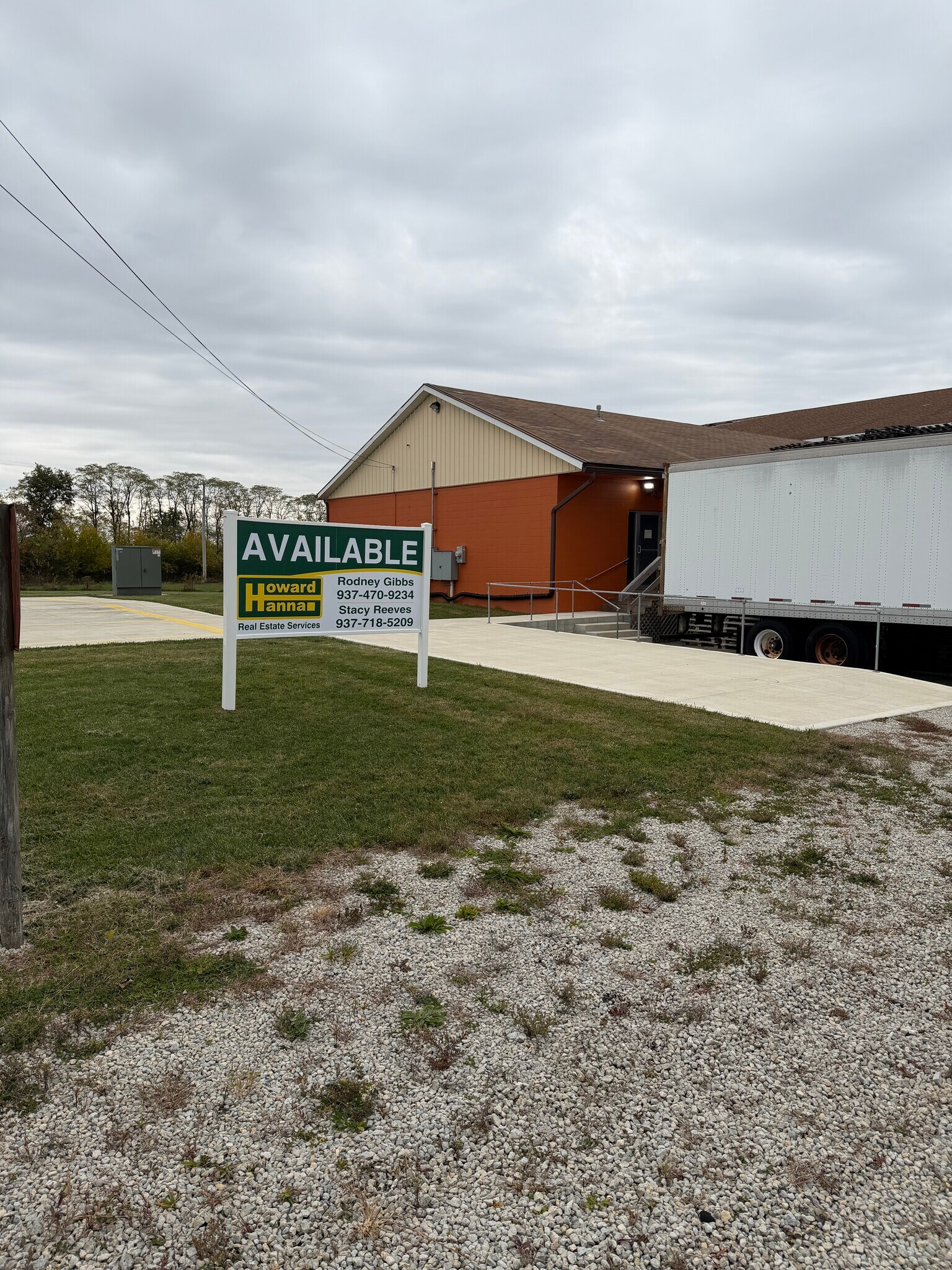 99 Jonesboro Rd, Washington Court House, OH à vendre Photo principale- Image 1 de 11