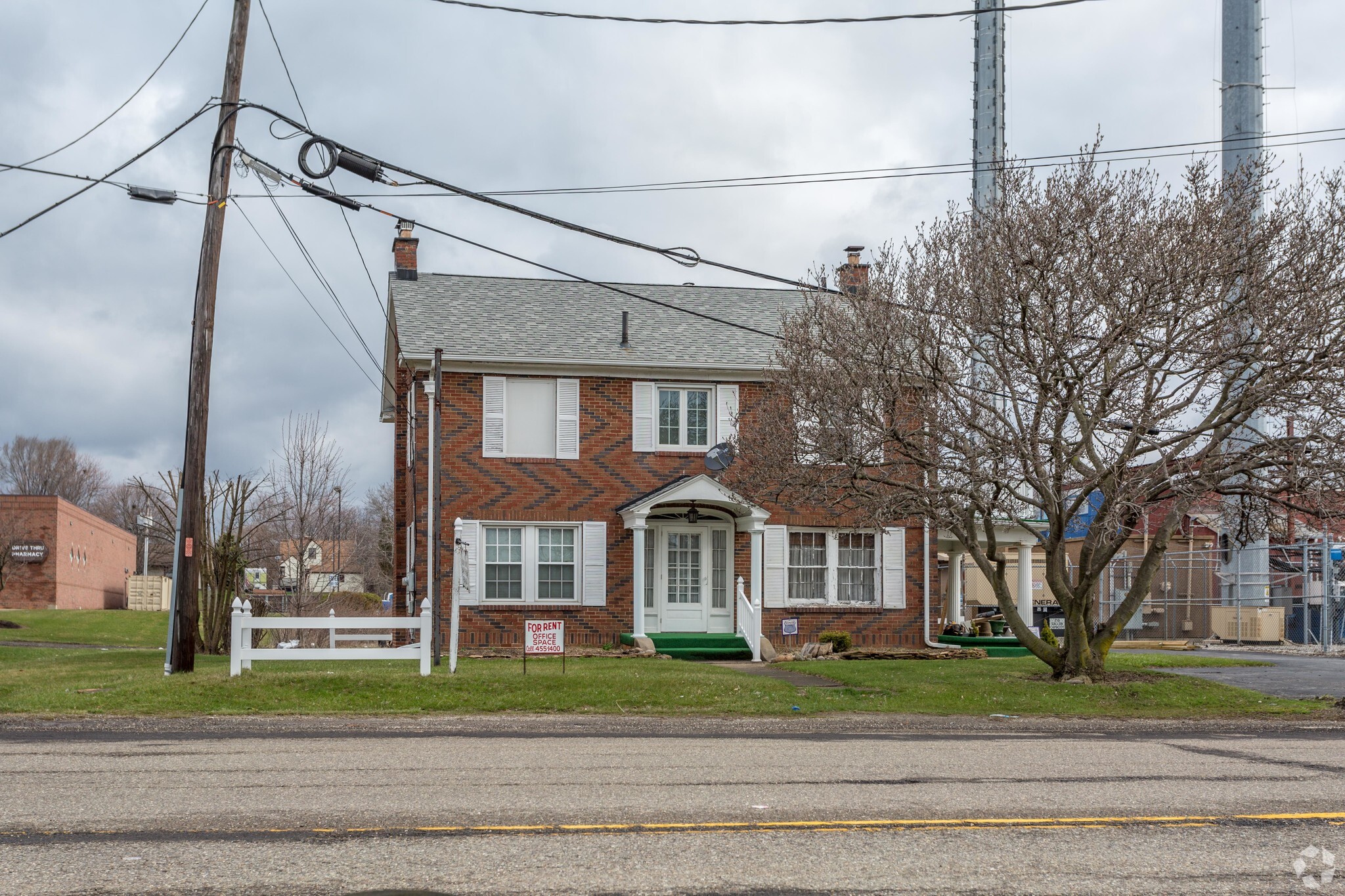 123 30th St NE, Canton, OH à vendre Photo principale- Image 1 de 1