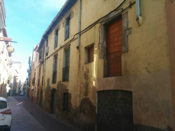 Multifamily in La Jonquera, Gerona for sale Primary Photo- Image 1 of 8