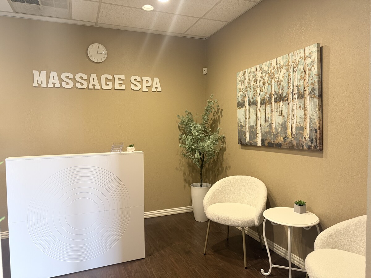 2313 Roosevelt Dr, Dwg, TX 76016 - Unité A -  - Photo intérieure - Image 1 of 13