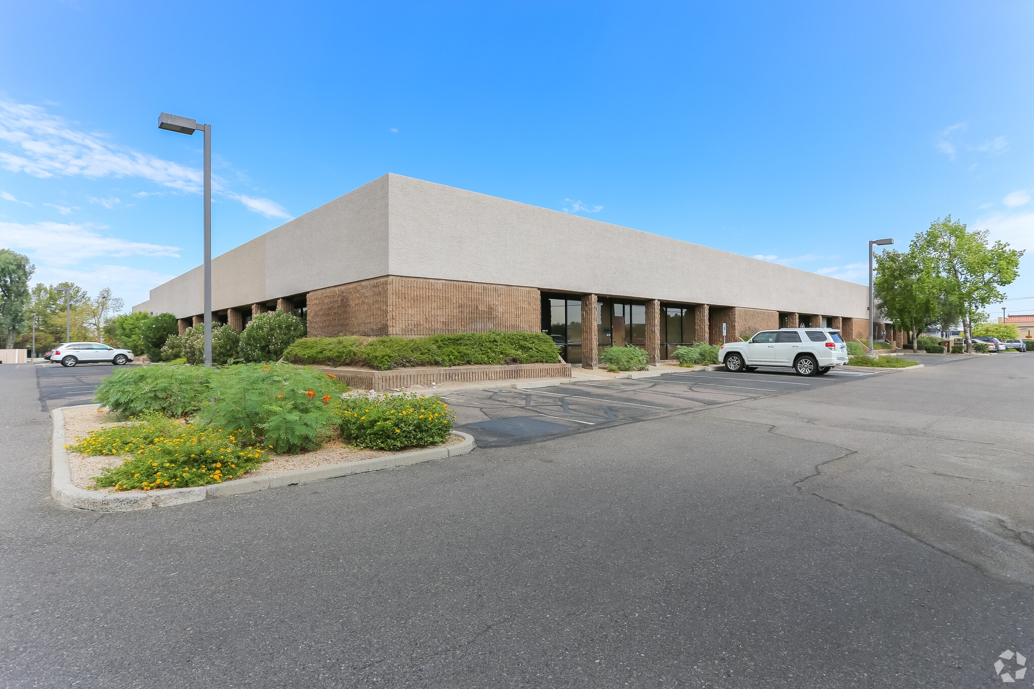 21620 N 19th Ave, Phoenix, AZ for lease Primary Photo- Image 1 of 5