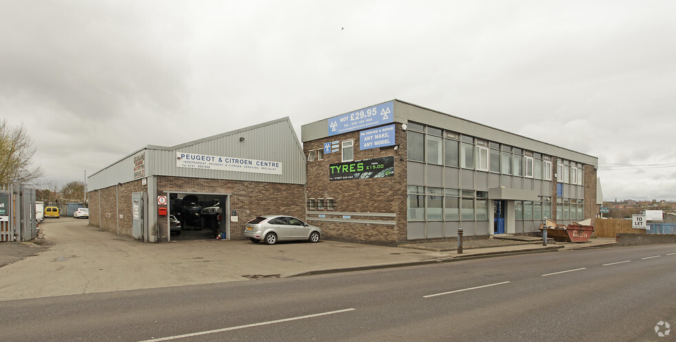 Green Ln, Gateshead for lease - Primary Photo - Image 1 of 8