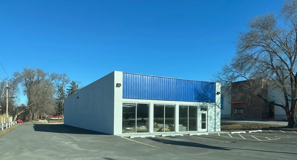 1130 E Dundee Rd, Palatine, IL for lease - Building Photo - Image 3 of 11