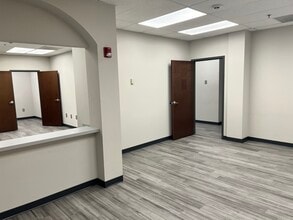 3915 Cascade Rd, Atlanta, GA à louer Photo intérieure- Image 1 de 18