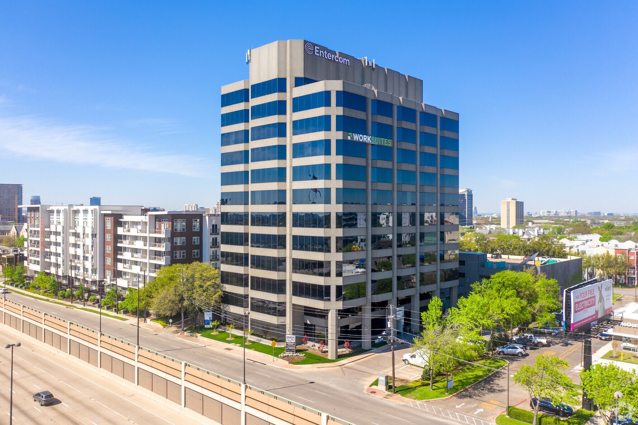 4131 N central Expy, Dallas, TX à louer Photo du bâtiment- Image 1 de 22