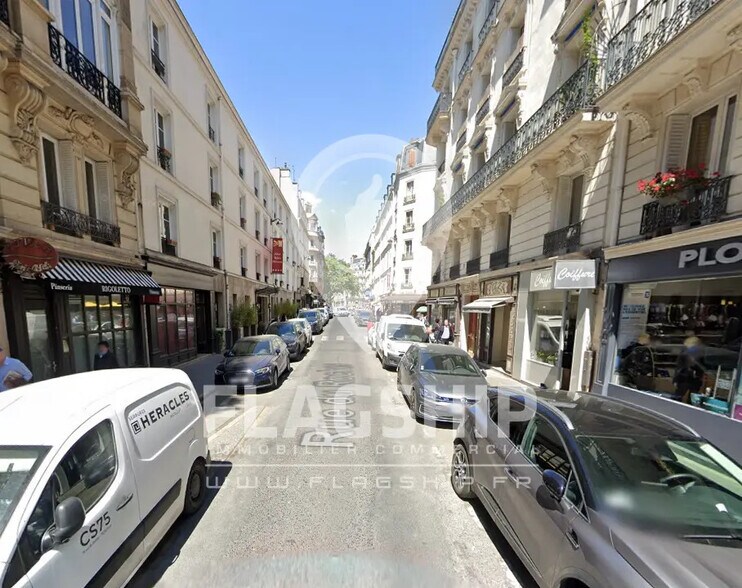 Commerce de détail dans Paris à louer - Photo du bâtiment - Image 2 de 3