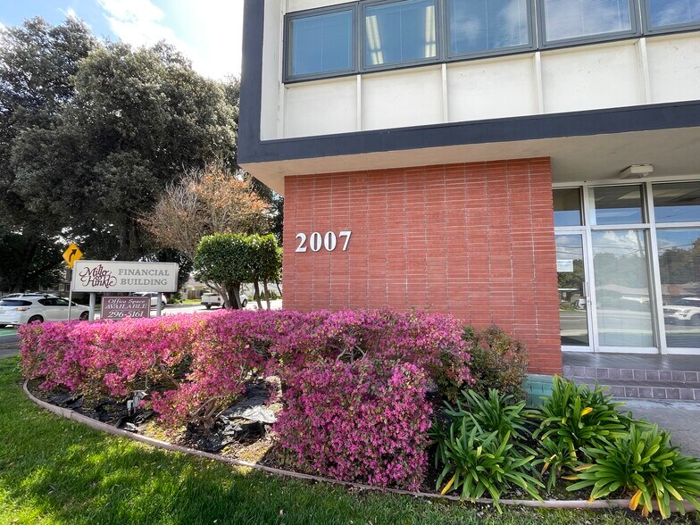 2007 W Hedding St, San Jose, CA à louer - Photo du bâtiment - Image 3 de 15