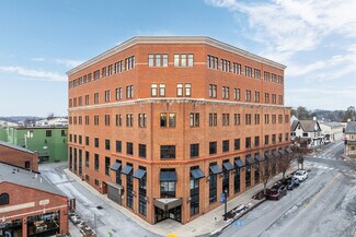 Plus de détails pour 128 E State St, Kennett Square, PA - Bureau/Commerce de détail à louer