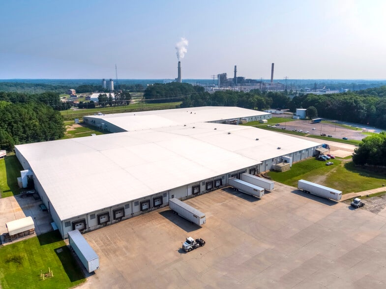 11200-11300 Old Stage Rd, Chester, VA for lease - Building Photo - Image 2 of 5