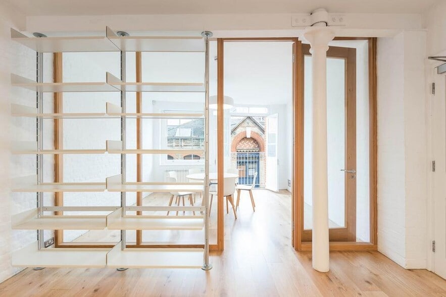 23 Charlotte Rd, Londres à louer - Photo du bâtiment - Image 2 de 12