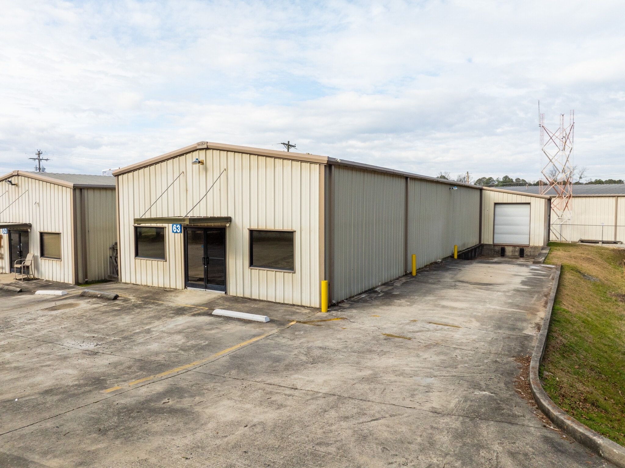 23 Desai Ln, Ringgold, GA for lease Primary Photo- Image 1 of 12