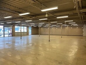 5015 50 St, Ponoka, AB for lease Interior Photo- Image 2 of 4