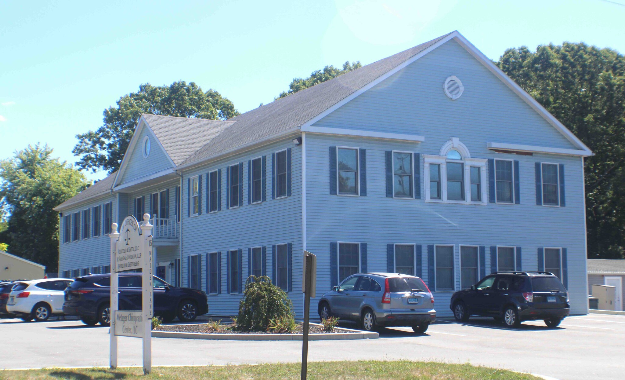 15 Maiden Ln, North Haven, CT à louer Photo du bâtiment- Image 1 de 14