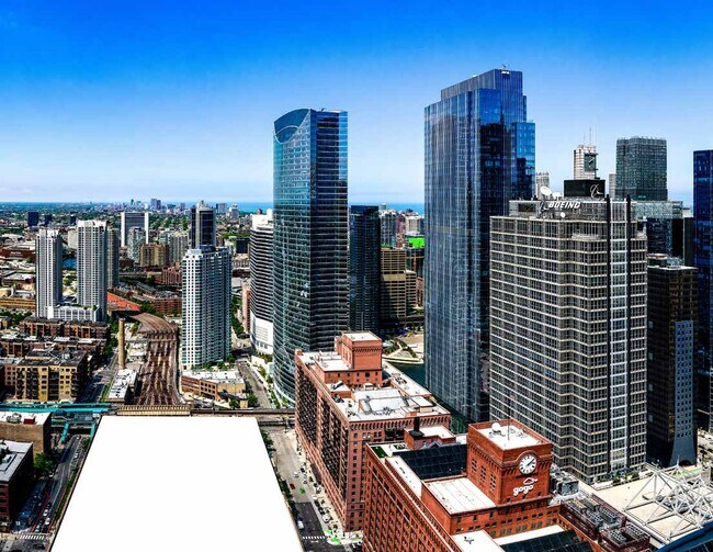 More details for 100-118 N Canal St, Chicago, IL - Retail for Lease