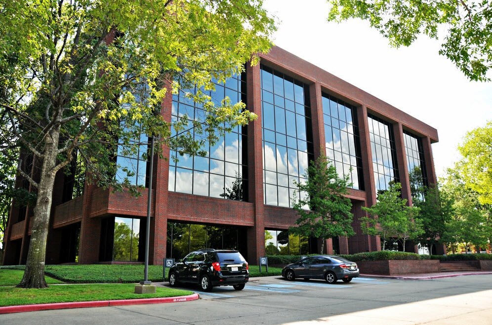 6425 Youree Dr, Shreveport, LA for lease Building Photo- Image 1 of 15