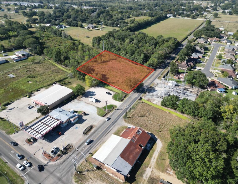 1015 W Gloria Switch Rd, Lafayette, LA for sale - Primary Photo - Image 1 of 1