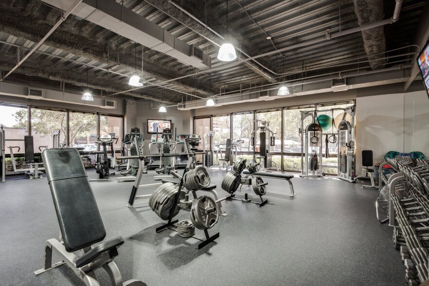 4100 Alpha Rd, Dallas, TX à louer - Photo intérieure - Image 3 de 19