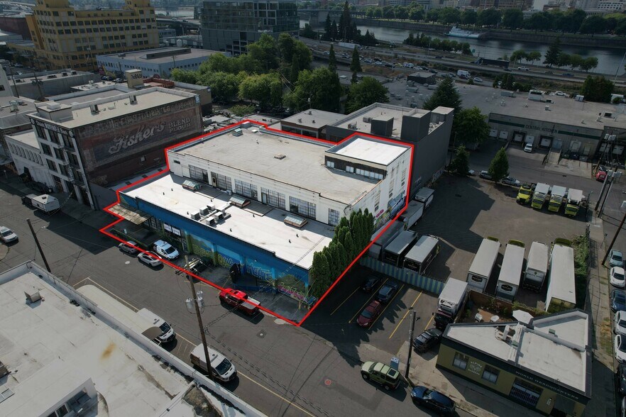 223 SE 3rd Ave, Portland, OR à vendre - Photo du bâtiment - Image 1 de 16